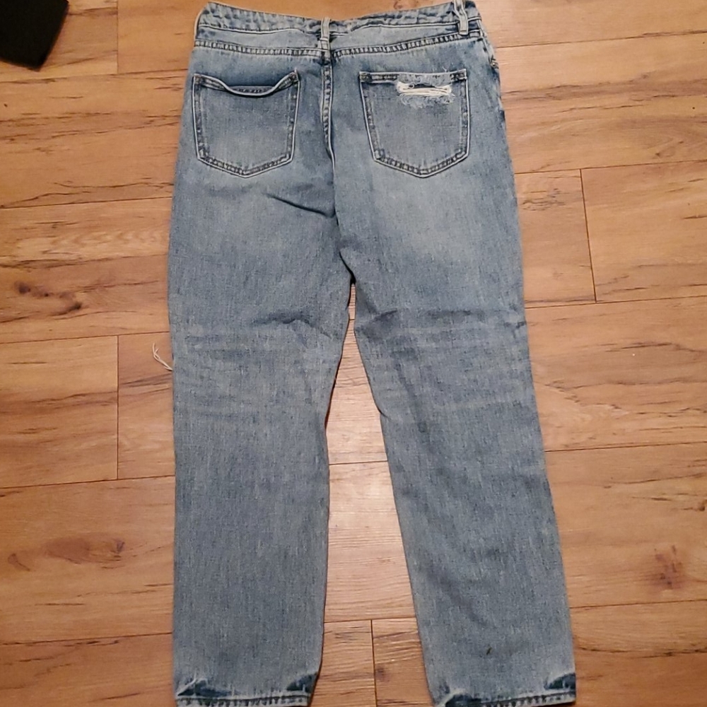 Jeans - Picture 2 of 4